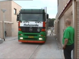 2005 29-06 Verhuiswagen
